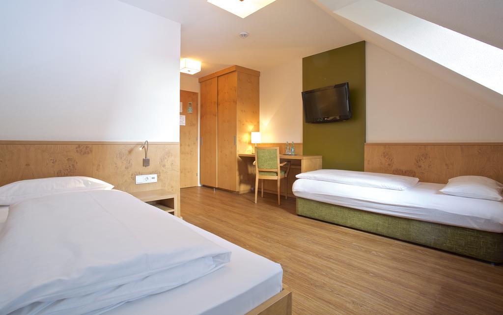 Hotel Zur Muehle Ismaning Eksteriør billede