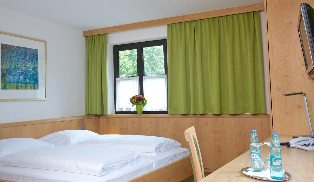 Hotel Zur Muehle Ismaning Eksteriør billede